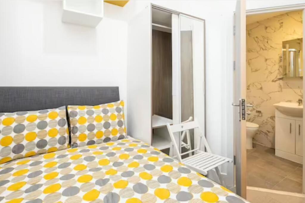 Great Location Service And Stay Double Ensuite Room With Shared Kitchen- 5Mins Walk From Tufnell Park London Luaran gambar